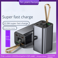Batterie externe 65W 30000mAh Chargeur portable Charge rapide USB-C/Micro USB 4 ports PD3.0 Boîtier métallique pour iPad et téléphone