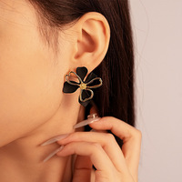 Anting-anting bunga vintage manis berlapis ganda, anting-anting bunga yang indah untuk wanita, aksesori anting-anting bentuk kelopak serbaguna, perhiasan grosir