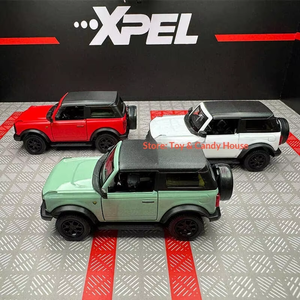 RMZ City 1:36 Modelo de Coche SUV Todoterreno Americano Clásico de Aleación Fundida a Presión con Función de Retroceso, Regalo para Coleccionistas/Niños - Product Image 6