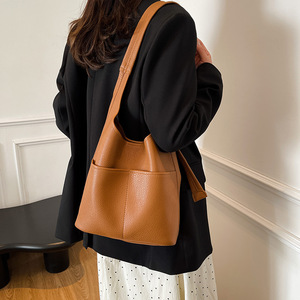 Bolso cruzado estilo coreano, estilo informal, versátil, para mujer, novedad de verano 2025, bolso tote tipo cubo de gran capacidad - Product Image 3