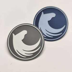 แผ่นยาง PVC แบบนิ่มสั่งทำพิเศษ HP พร้อมแถบตีนตุ๊กแก ป้ายโลโก้ซิลิโคนนูน 3 มิติ แบบรีดร้อนสำหรับเสื้อแจ็คเก็ต - Product Image 2