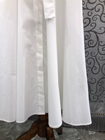 Robe longue 100 % coton, style été 2026, col rabattu, broderie noire, blocs de couleur, ceinture décorative, sans manches, robe longue blanche pour femme