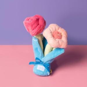 Giocattolo per Animali Domestici a Forma di Fiore - Gioco Sonoro con Nascondiglio per Snack, Resistente ai Morsi per Cani e Gatti, Regalo di Compleanno - Product Image 6