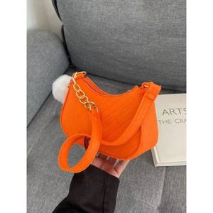 Sac à bandoulière en feutre pour femme, couleur unie, décontracté, mini, nouveau, avec fermeture éclair, motif tissé, vente chaude, haute qualité - Product Image 5