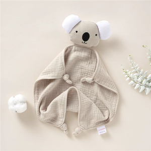 Copertina Comfort con Giocattolo Animale per Neonati 0-3 Anni, Coperta di Sicurezza in Cotone Biologico e Bavaglino - Product Image 4