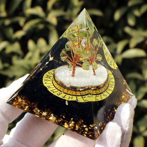 <b>Crystal</b> Epoxy Pyramid Olive <b>Tree</b> Rune Obsidian 6 Cm Feng Shui Desktop Ornament European Style Home Decor - Product Image 2