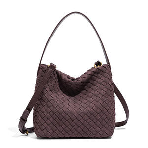 Sac seau bandoulière à une épaule texturé élégant tissé à la main Sac polyvalent pour femmes - Product Image 3