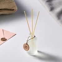 Diffuseur de parfum d'ambiance MOSENOR au cèdre longue durée 100 ml, ensemble de parfums naturels pour la maison avec bâtonnets en fibre pour chambre et hôtel