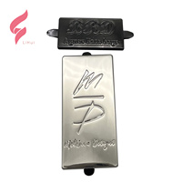 Étiquettes de vêtements personnalisées Lihui Hardware, nom de marque de luxe, métalliques, sans nickel, avec logo gravé, motif de lettres, design tendance