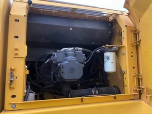 Excavadora Usada en Japón, Komatsu PC200, Excavadora <span class=keywords><strong>de</strong></span> 20 Toneladas <span class=keywords><strong>de</strong></span> <span class=keywords><strong>Segunda</strong></span> <span class=keywords><strong>Mano</strong></span> con Pintura Original, en Venta - Product Image 5
