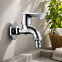 Robinet mural moderne en laiton de haute qualité avec poignée en fer, chromé, pour eau froide, idéal pour machine à laver, lavabo et parcs de loisirs.