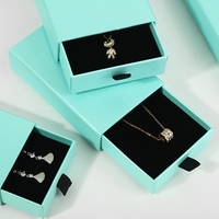 Boîte à bijoux en perles bleu clair, peut contenir des bijoux, des boucles d'oreilles, des emballages de bijoux, adaptée aux petites entreprises