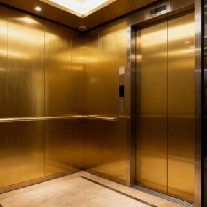 Película Decorativa de Vinilo Metálico Autoadhesivo de PVC, Color Dorado, con Acabado Cepillado, para Decoración de Gabinetes y Ascensores, Precio de Fábrica - Product Image 2