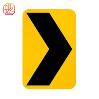 Rouge Blanc Gauche Droite Danger Courbe Pointue Flèche Réfléchissant Chevron Panneau de Sécurité Matériau Réfléchissant Chevron Signalisations pour