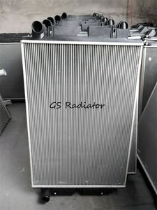 Radiador de Aluminio para Automóvil Fabricado en Fábrica A634500 0102KE, Radiador de Automóvil A634500 0102KE, Tanque de Agua Pa66 Gf30 para Autobús Benz - Product Image 4