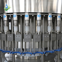 Machine de remplissage automatique de liquides à grande vitesse - Ligne de production d'eau complète avec bouchonnage et étiquetage, pour bouteilles de 500 ml
