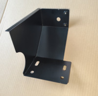 Supports en fer sur mesure, de forme spéciale, peints en poudre noire, pour composants de camions, avec service ODM OEM