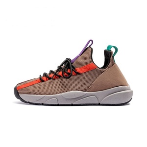 Nouvelle Arrivée Chaussures de Course Designer en Maille Respirante pour Hommes Baskets de Sport d'Extérieur Basses pour la Marche - Product Image 1