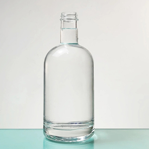 Bottiglie di <span class=keywords><strong>Gin</strong></span> OSLO da 50ml in Vetro Nero Opaco con Logo Personalizzato in Rilievo e Verniciatura, Marca Shandong Spirit - Product Image 3