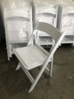 Chaise pliante en résine blanche pour événements extérieurs, usage intensif, idéale pour les mariages, les fermes et les cours – Offre spéciale