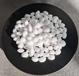 Sale in Sfere per Addolcitore d'Acqua NaCl Grado Alimentare 20Kg/Sacco, Certificato ISO, per Sistemi a Scambio Ionico CAS 7647-14-5 - Product Image 2