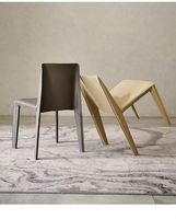 Fauteuil lounge moderne en cuir au design doux pour appartement et villa