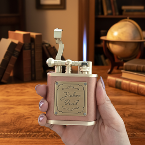 Accendino a Gas YB-028 Economico in Rame con Fiamma Regolabile a Singola Torcia per Sigari, Ricaricabile con Butano - Product Image 4