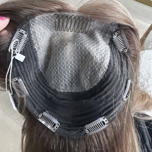 Topper per capelli 100% europei castano chiaro con riflessi biondi sottili, base in pizzo piatto sottile, retro tessuto a chiusura, per donne con perdita di capelli - Product Image 6
