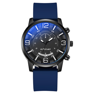 <span class=keywords><strong>Montre</strong></span> <span class=keywords><strong>Homme</strong></span> à Quartz en Silicone avec Grand Cadran, Lumière Bleue, <span class=keywords><strong>Chiffres</strong></span> Grands et Double Échelle, Idéale pour les Loisirs Transfrontaliers - Product Image 2