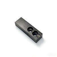 Paires de butées de positionnement longues et courtes, dispositif de limitation en acier oxydé noir usiné CNC sur mesure en usine avec trous de fixation ronds et allongés