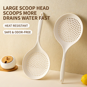 Grande cuillère ajourée en silicone avec cœur en nylon, 16 cm de large, résistante à la chaleur, pour faire bouillir, frire, égoutter et préparer en cuisine - Product Image 1