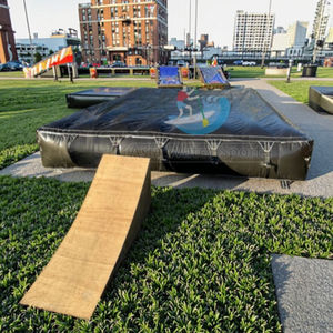 Airbag d'entraînement gonflable sécurisé avec souffleur - Tapis <span class=keywords><strong>de</strong></span> chute personnalisé <span class=keywords><strong>de</strong></span> haute qualité <span class=keywords><strong>pour</strong></span> BMX, <span class=keywords><strong>VTT</strong></span>, FMX et entraînement <span class=keywords><strong>de</strong></span> saut à ski - Product Image 5