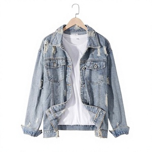 Veste en jean vintage pour homme, effet usé, manches longues, boutonnée, style streetwear décontracté, avec un look classique - Product Image 5