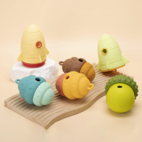 Fabricant de jouets à mâcher durables et écologiques pour chiens Balle magique pour chien avec distributeur de friandises interactif en silicone