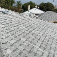 Bardeaux de toiture en asphalte stratifié bitumineux colorés de style moderne coupe-vent imperméable pour applications de villégiature hôtelière