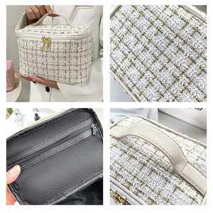 Tweed Style <b>Large</b> Capacity Cosmetic <b>Bag</b>, Portable Travel <b>Makeup</b> Organizer, Fashion Tweed Toiletry <b>Bag</b> with Handle for Women - Product Image 6
