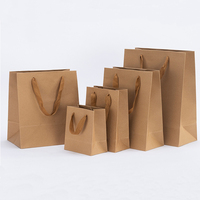 Emballage en carton de luxe personnalisé, sac en papier artisanal brun Kraft avec poignées en ruban