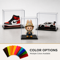 Vitrine de présentation de voiture miniature en acrylique sans couture personnalisée de 5 mm d'épaisseur avec étagère métallique, base brillante résistante aux rayures pour modèles réduits