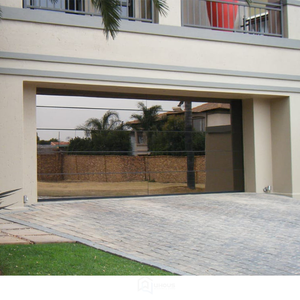 <span class=keywords><strong>Porte</strong></span> de garage en verre au design industriel moderne de luxe avec surface ultra-réfléchissante, <span class=keywords><strong>sur</strong></span> <span class=keywords><strong>mesure</strong></span> pour une utilisation extérieure haut de gamme - Product Image 4