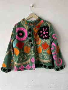 Chaqueta de Algodón Acolchada con Bordado Suzani Estilo Indio Verde |   Regalo Unisex para Damas de Honor |   Chaqueta Acolchada de Invierno |   Bata tipo kimono - Product Image 3