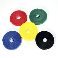 Étiquettes d'organisateur de cordon d'attaches de câble auto-agrippantes pour la gestion des câbles et l'organisation du bureau Attache à crochet et boucle en nylon réutilisable