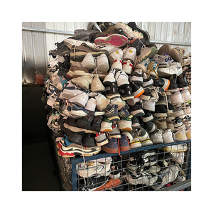 Chaussures pour hommes de marque chinoise célèbre, baskets de sport d'occasion, chaussures d'occasion originales, vente en gros par conteneur - Product Image 2