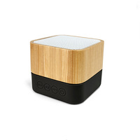 Altavoz Bluetooth de Madera de Bambú con Batería Integrada y Avisos de Voz; Portátil para Uso en Interiores y Exteriores, para Escritorio, Auto y Hogar