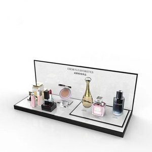 แท่นโชว์อะคริลิคแบบมีไฟ LED สำหรับเครื่องสำอางและผลิตภัณฑ์บำรุงผิว - Product Image 2