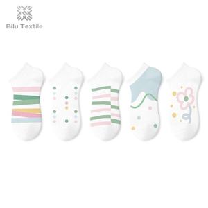Bilu Hot Sale Women's Ankle Sports <b>Socks</b> Set Colorful Patterned Cotton <b>Socks</b> for Daily Wear and <b>Fashion</b> Matching - Product Image 5