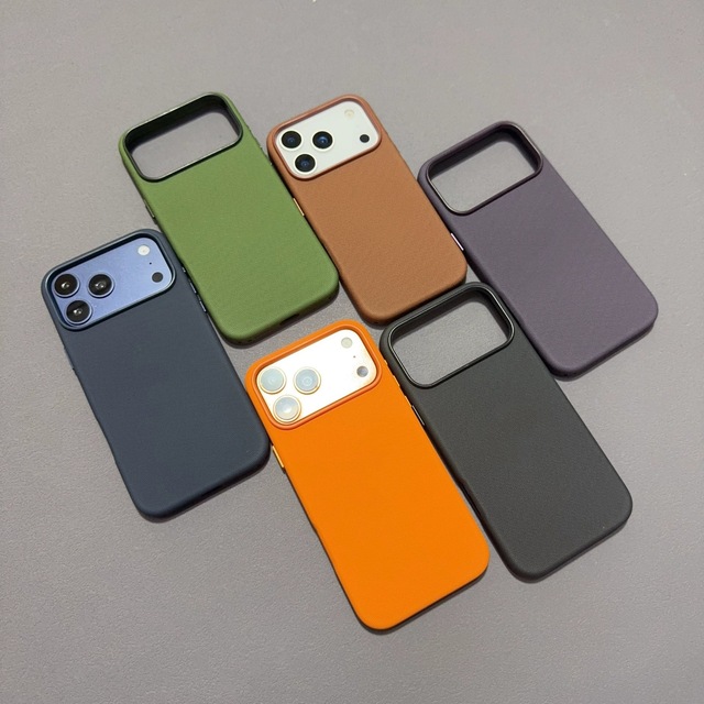 IPhone17promax Technology Animal Design Matte Finish Magnetic Absorption Full-Covering Drop-Resistant Mobile Phone Case