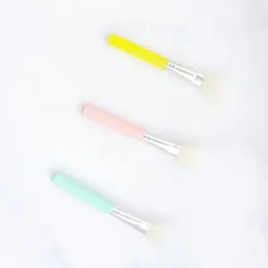 فرشاة ناعمة للوجه من السيليكون بسعر الجملة - Product Image 1