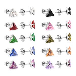 Pendientes de tuerca clásicos y modernos de acero inoxidable con baño de oro de 14K, con circonita cúbica triangular de colores, para mujer - Product Image 4