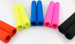 Изготовленный на заказ красочный термостойкий резиновый силиконовый губчатый изоляционный полиэтилен eva круглый пенопластовый патрубок для рукоятки мотоцикла - Product Image 2