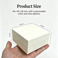 Boîte cadeau personnalisée en cristal blanc fantaisie BM Crystal Wholesale avec logo personnalisé pour flacon d'huile d'oud arabe Attar